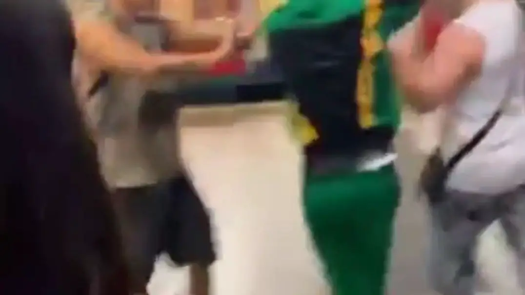 WILD: Colombian Man BEATS UP Jamaican At The End of CARNAVAL